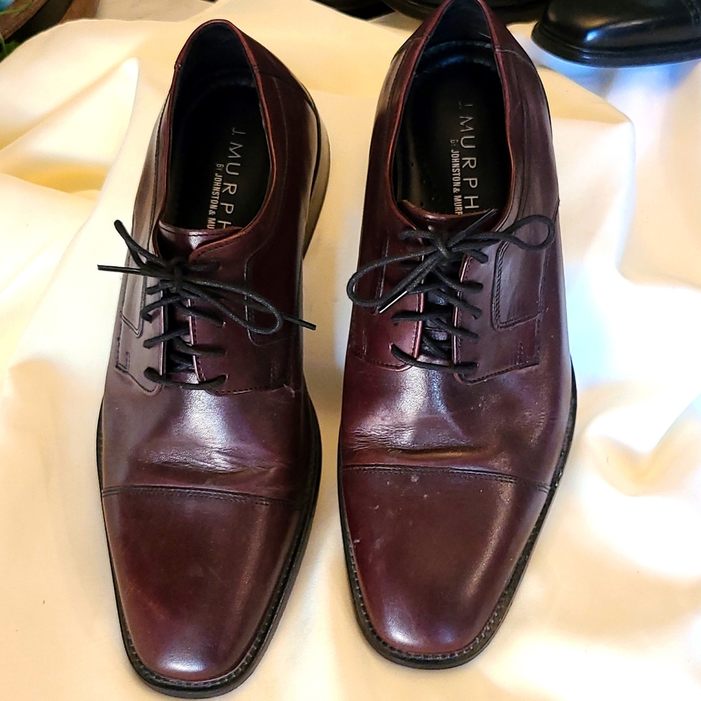 Dress shoes